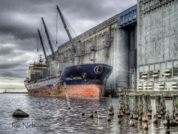 unloaded_ship_thunder_bay_harbour