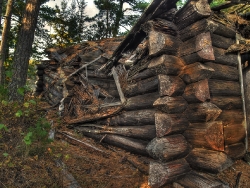 collapsing-log-building-cabin-16-hdr-2