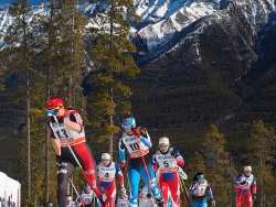 wave of woman skiers